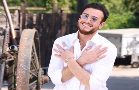 مفاجأة مثيرة للنجم سعد لمجرد في كليب "عاش الملك حبيبنا"